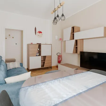 Appartamento Guesthost - Stylish Flat In Navigli District *