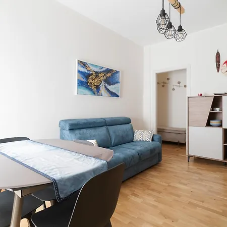 Guesthost - Stylish Flat In Navigli District * ميلان