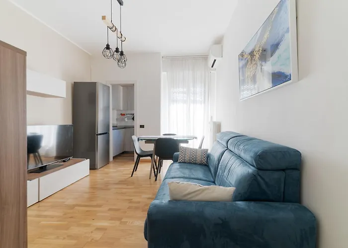 Guesthost - Stylish Flat In Navigli District شقة